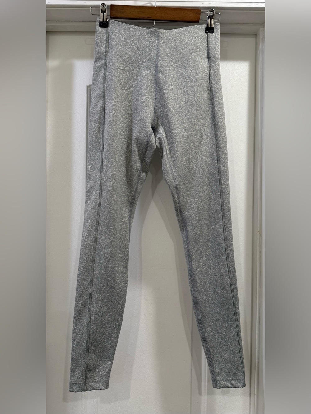 PINK by Victoria’s Secret Active Heather Gray Sports Leggings Size Small